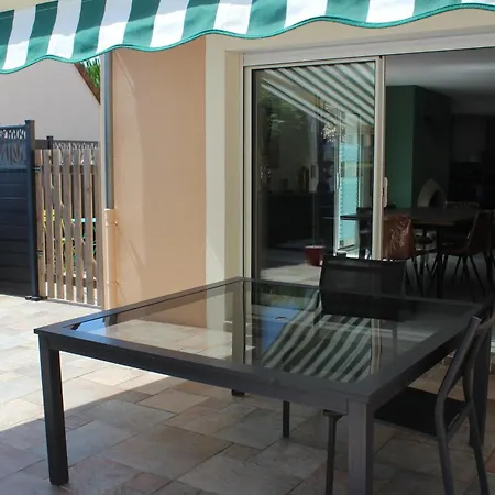 Mili Habitación en casa particular Fillé